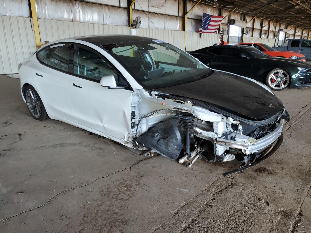 2023 Tesla Model 3 - Фото 4