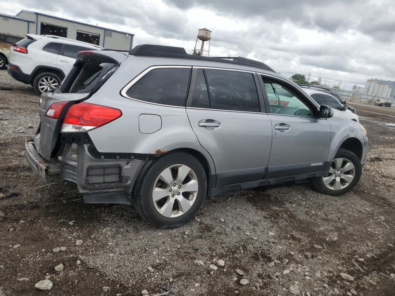2010 Subaru Outback 2.5I Premium - Фото 3
