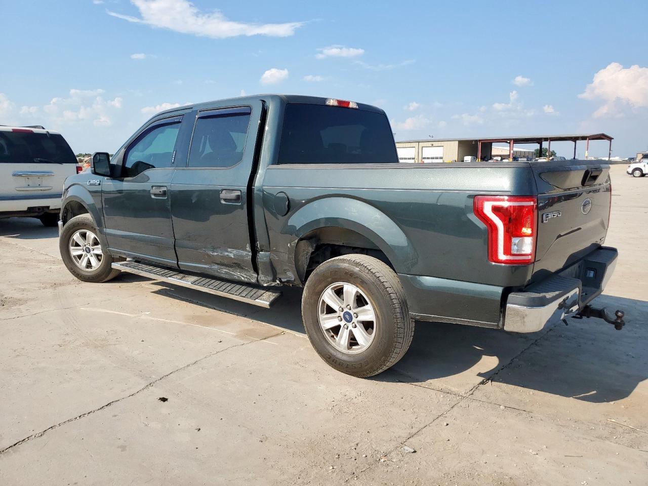 2015 Ford F150 Supercrew - Фото 2