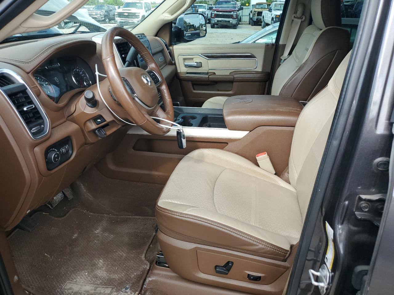 2019 Ram 3500 Laramie - Image 7