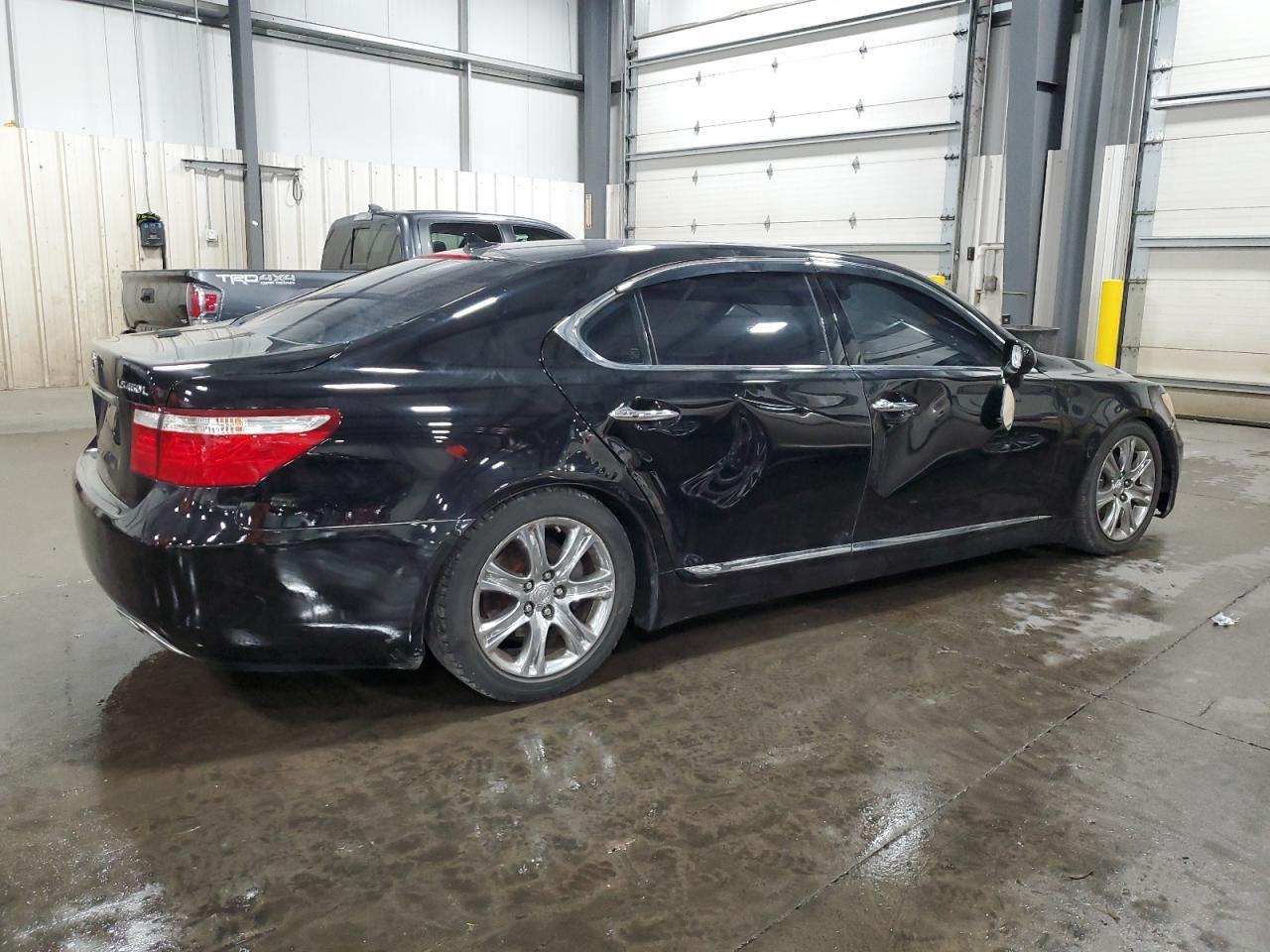 2007 Lexus Ls 460L - Image 3