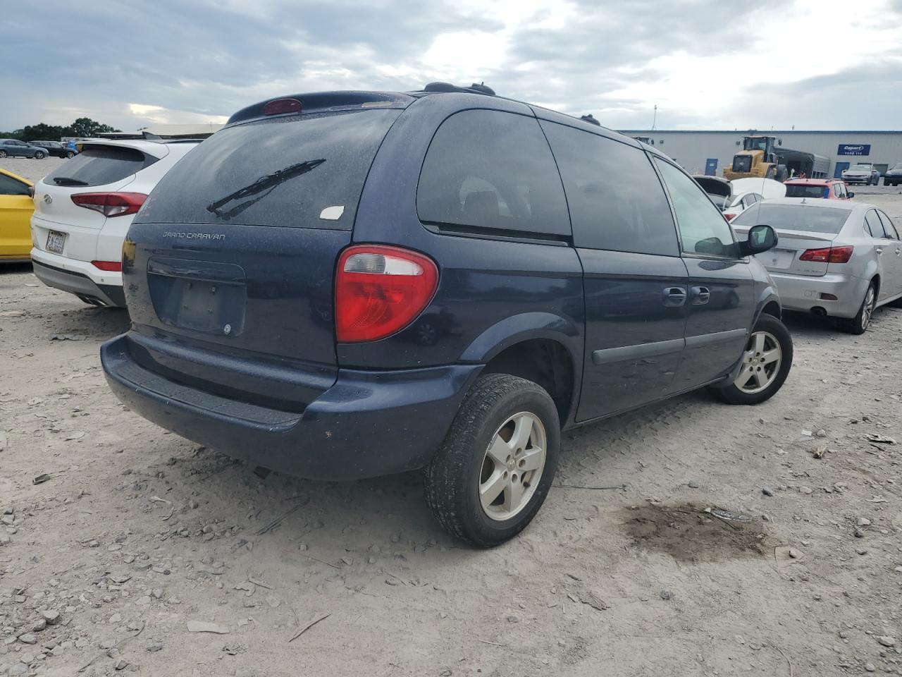 2005 Dodge Caravan Sxt - Фото 3