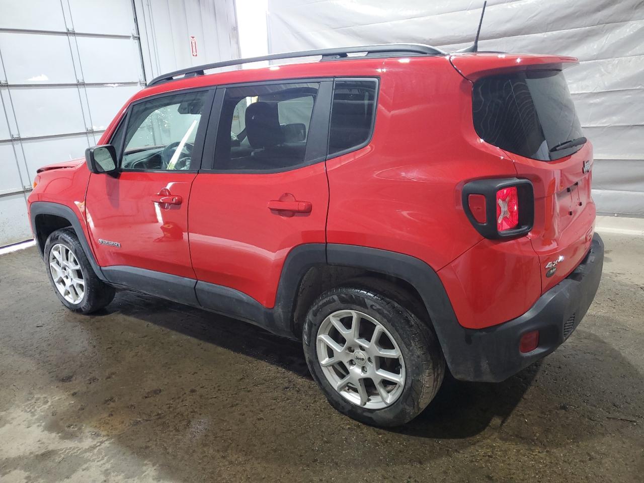 2023 Jeep Renegade Latitude - Фото 2