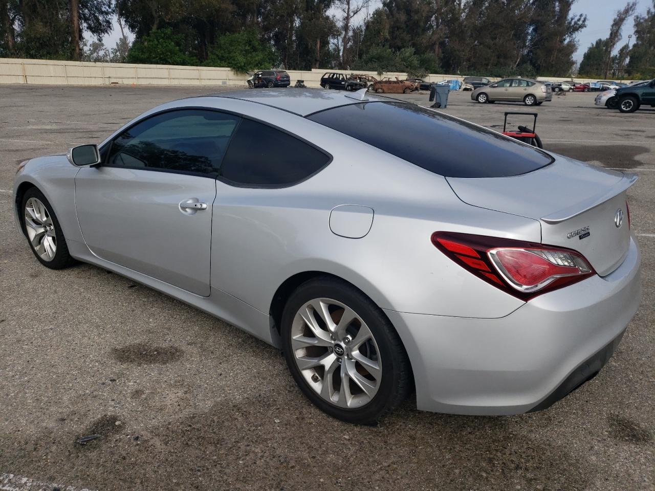 2015 Hyundai Genesis Coupe 3.8L - Фото 2