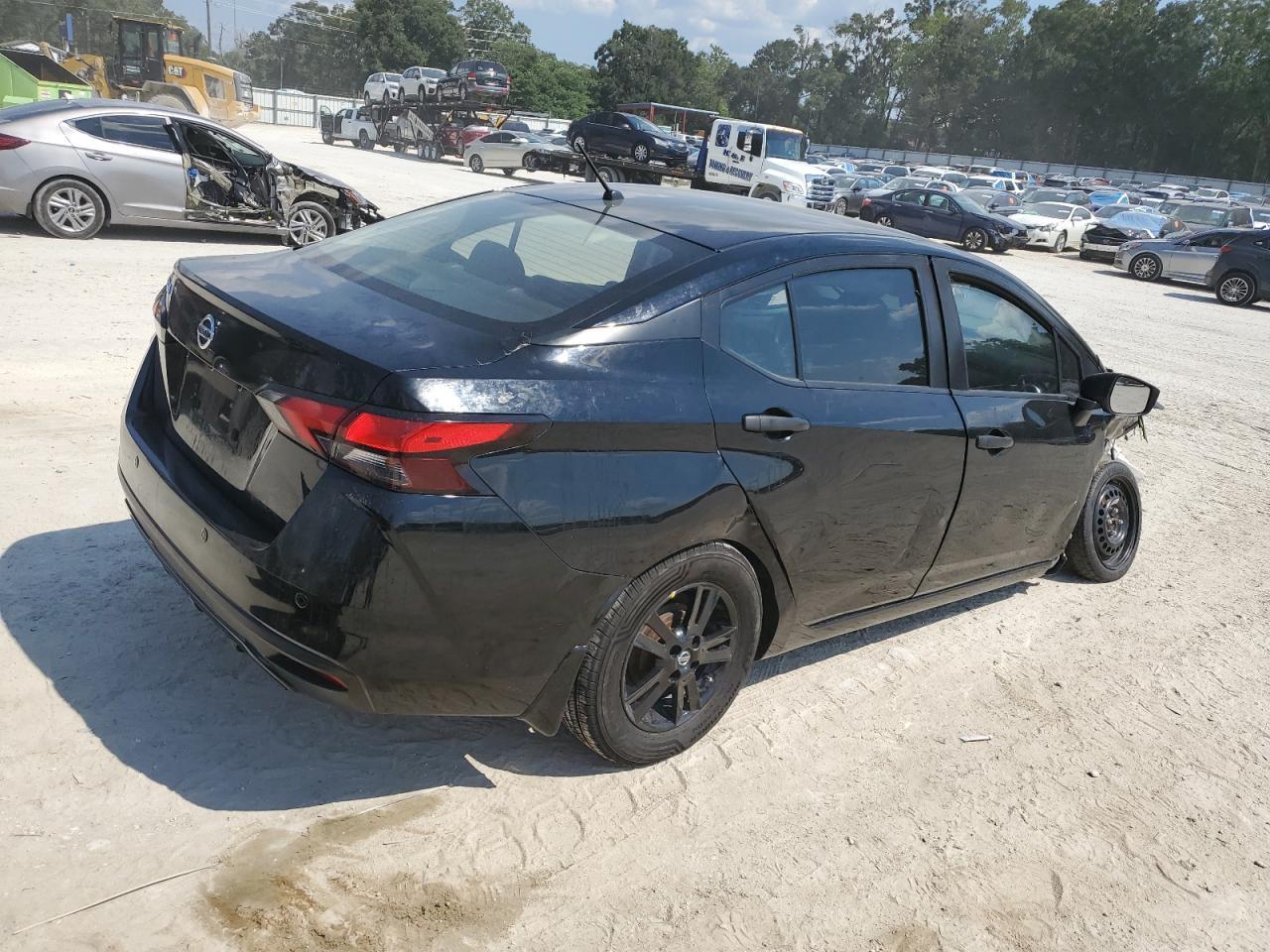 2020 Nissan Versa S - Image 3