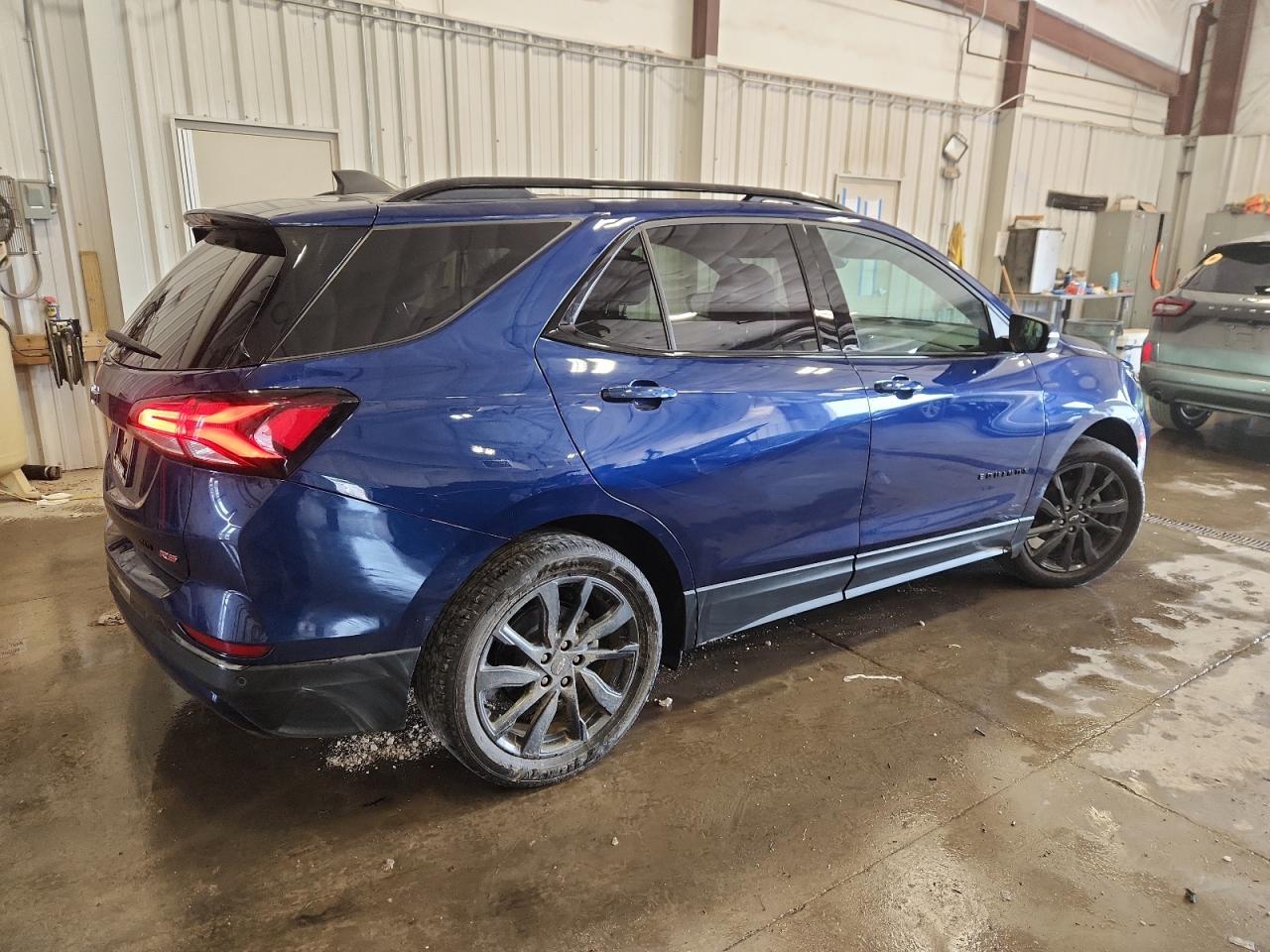 2022 Chevrolet Equinox Rs - Фото 3