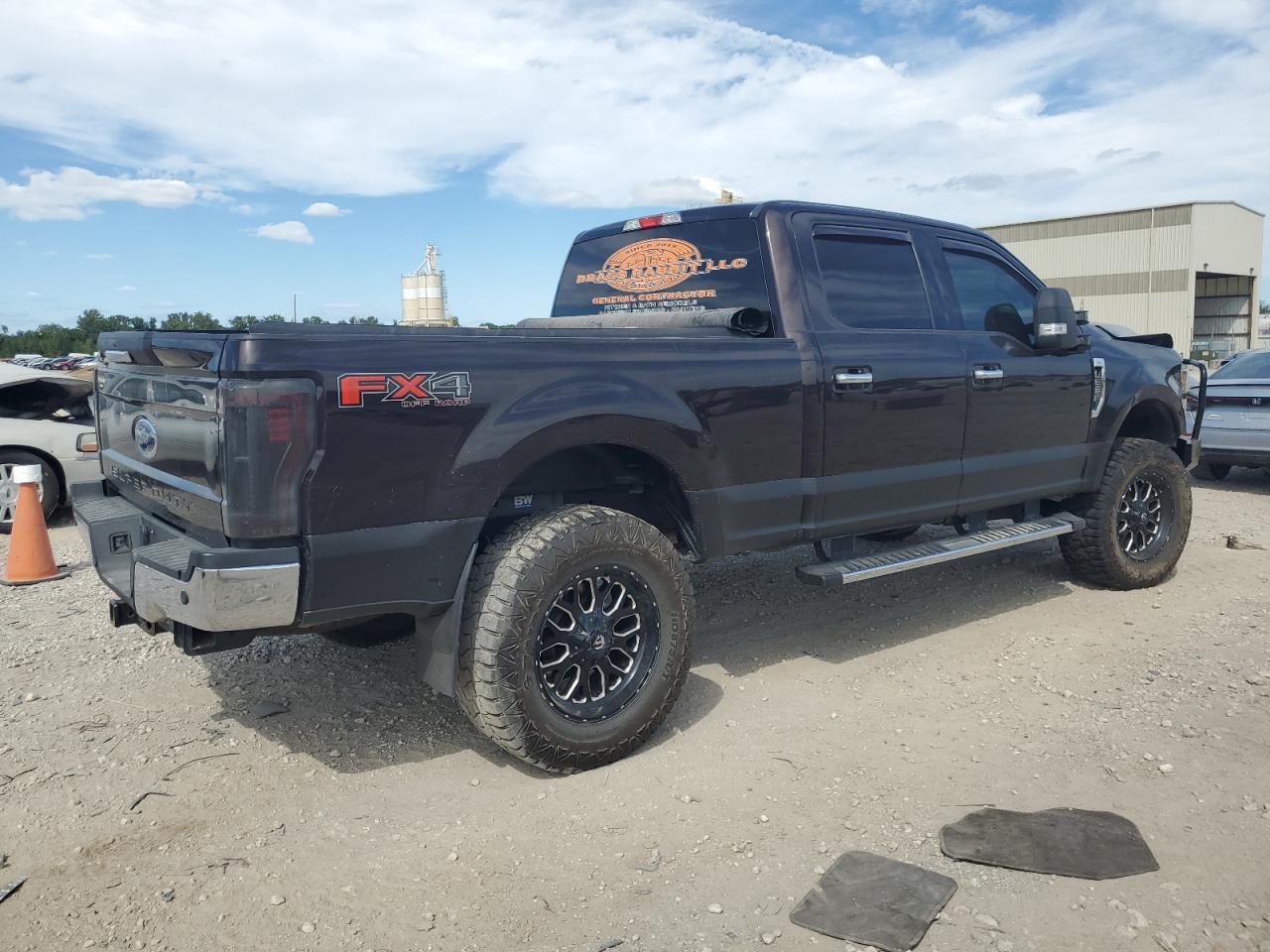 2019 Ford F250 Super Duty - Фото 3