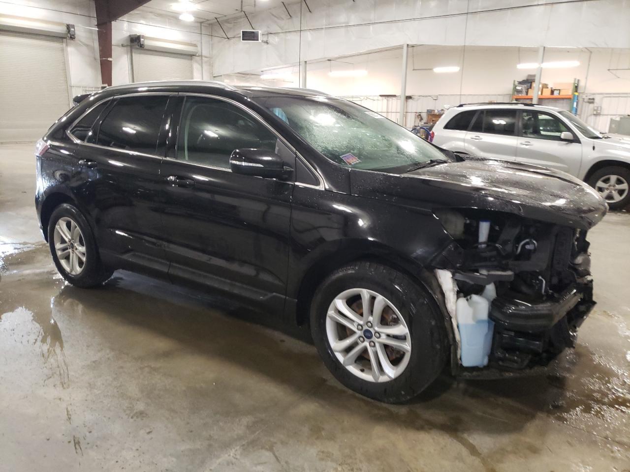 2020 Ford Edge Sel - Фото 4