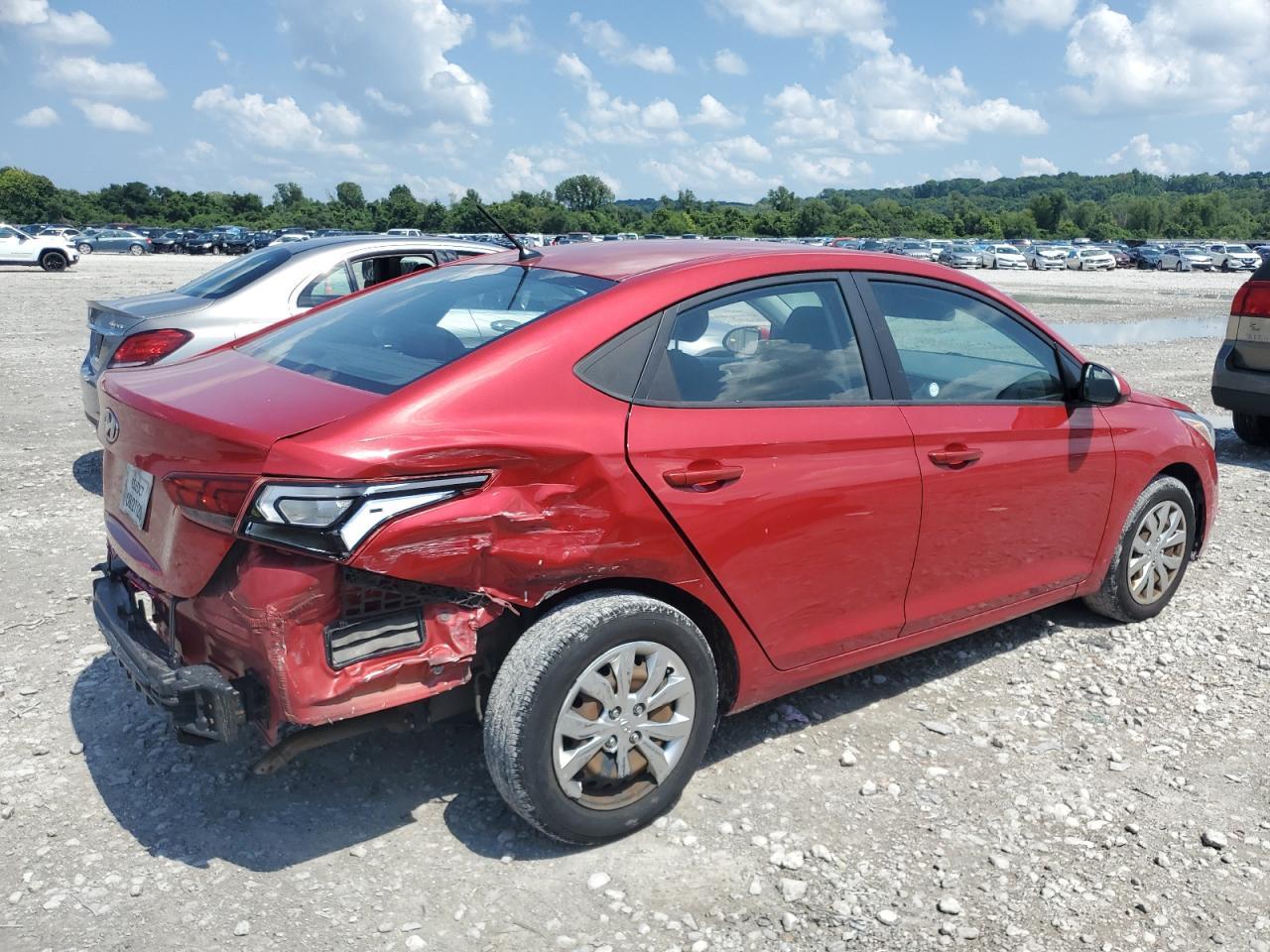 2018 Hyundai Accent Se - Фото 3