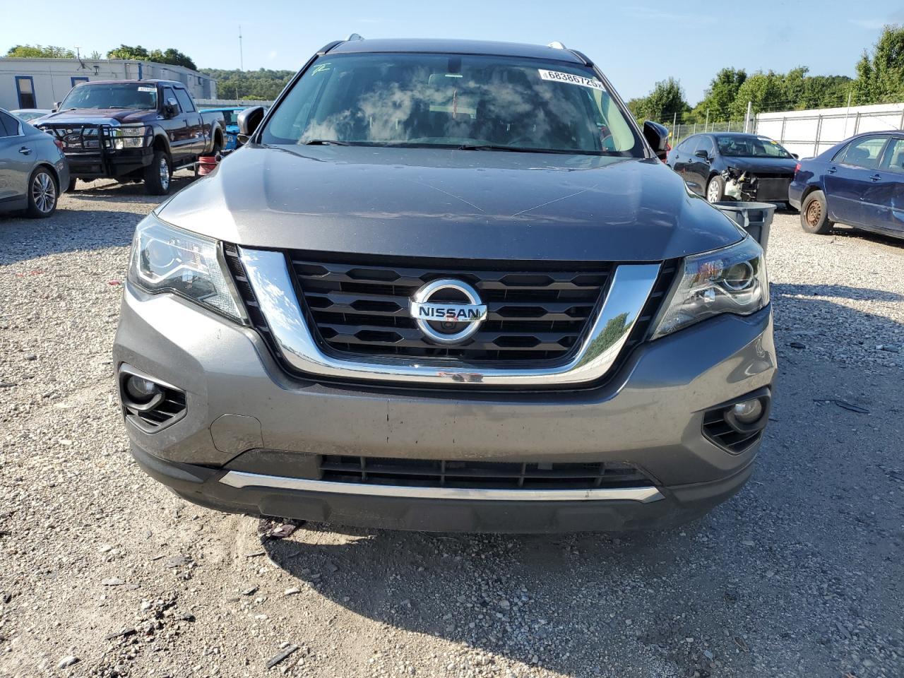 2017 Nissan Pathfinder S - Фото 5