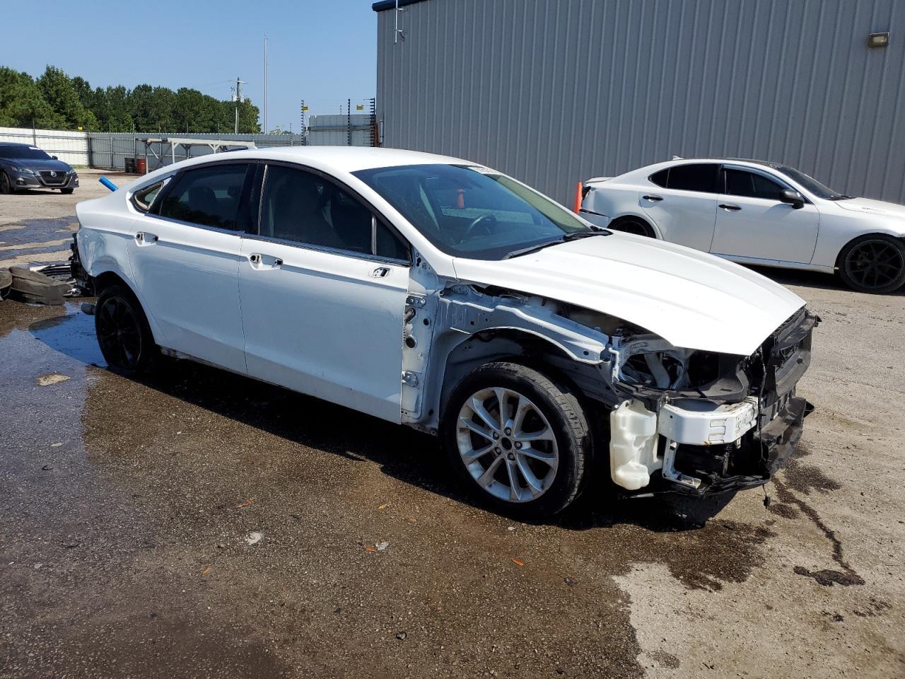 2019 Ford Fusion Se - Фото 4