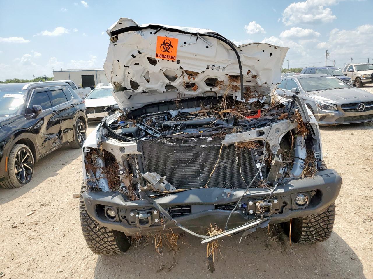2023 Ford Bronco Base - Image 5