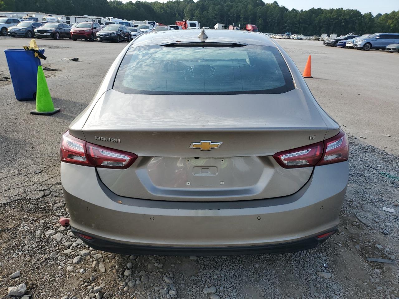 2022 Chevrolet Malibu Lt - Image 6