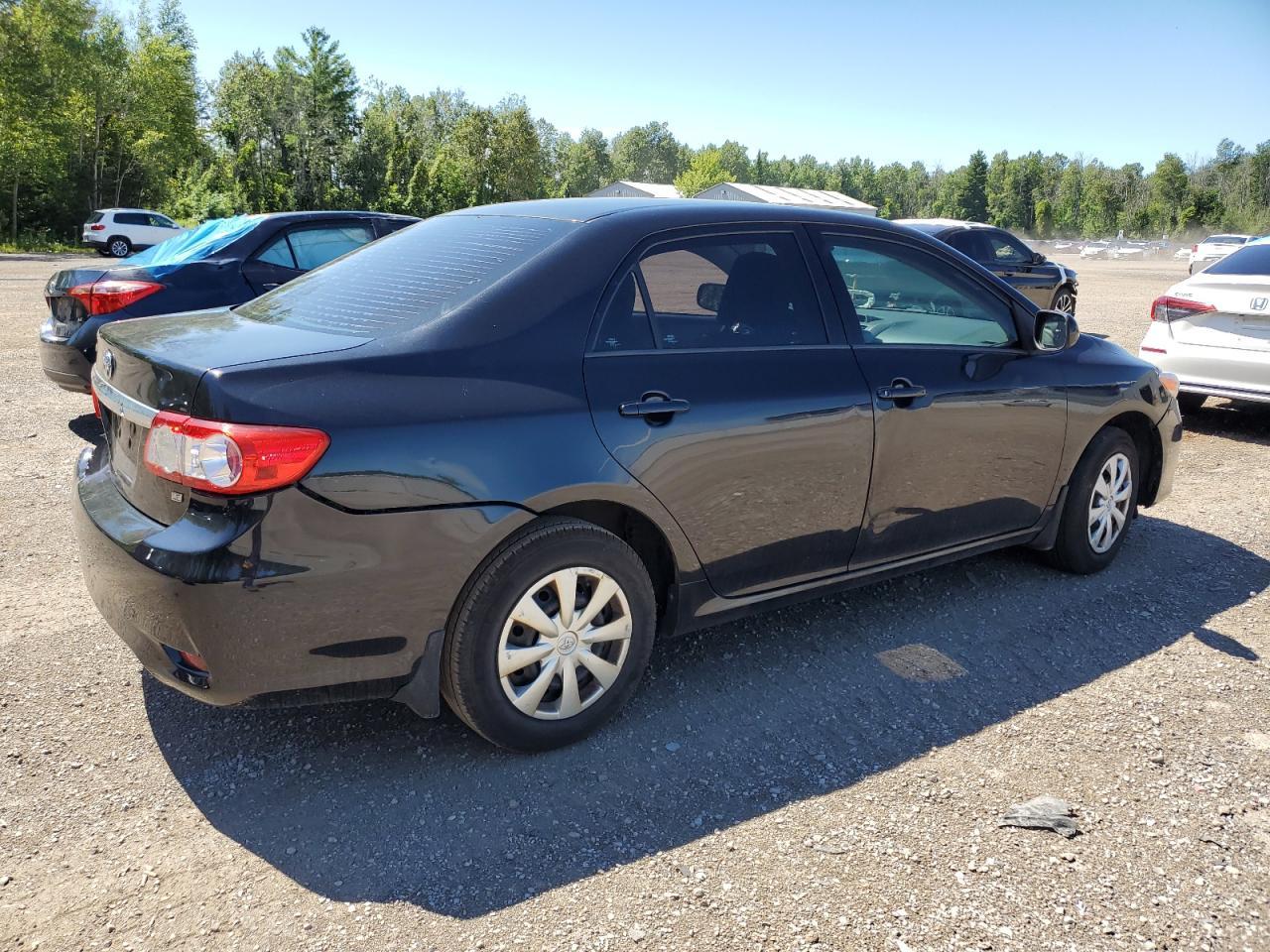 2013 Toyota Corolla Base - Фото 3