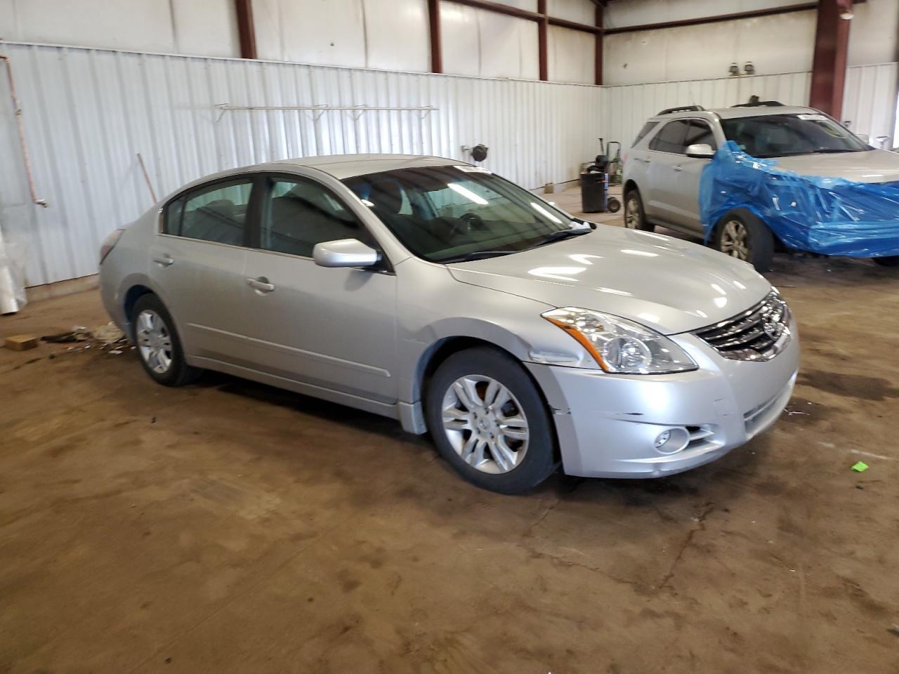 2010 Nissan Altima Base - Фото 4