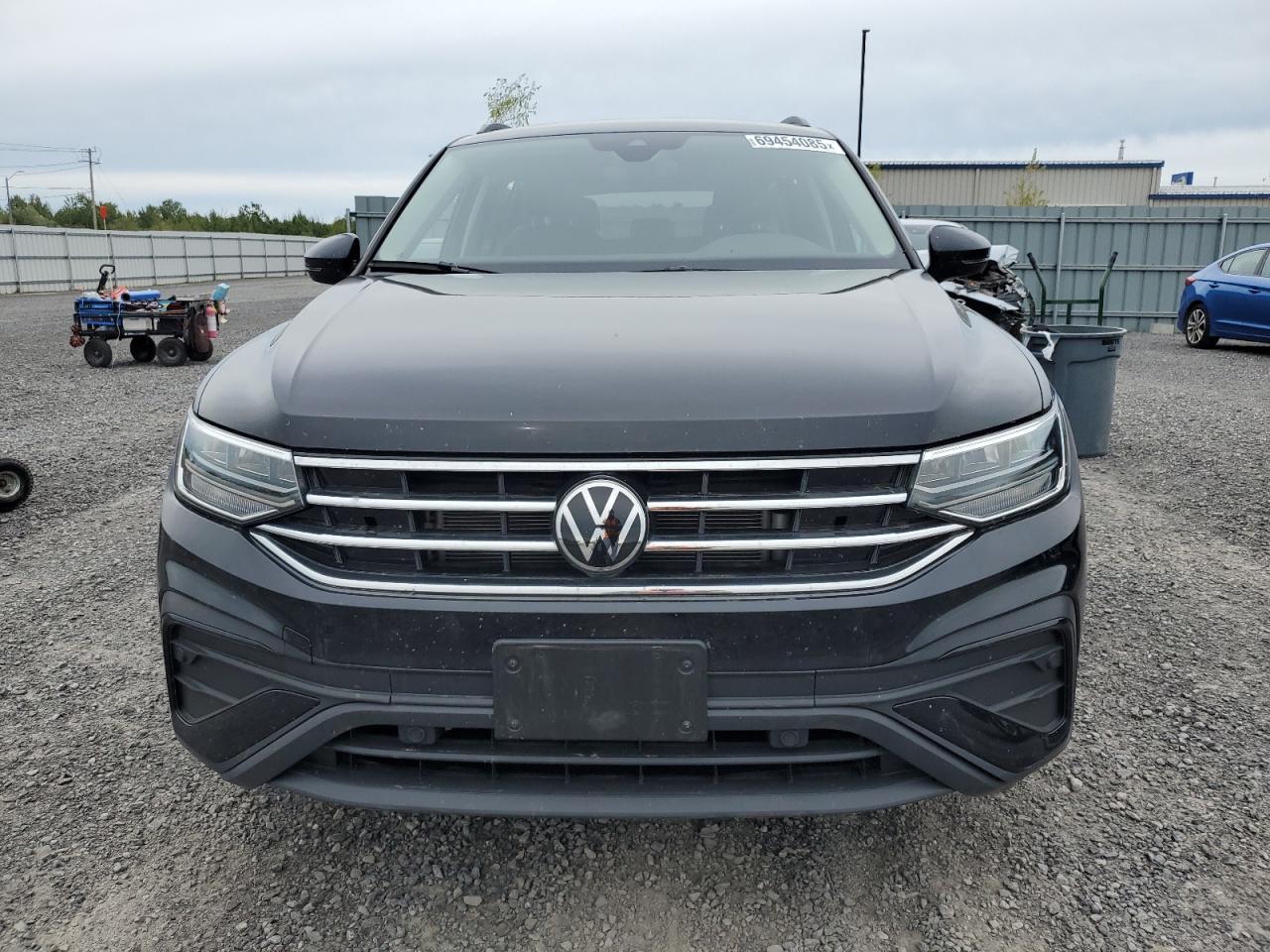 2024 Volkswagen Tiguan Se - Image 5