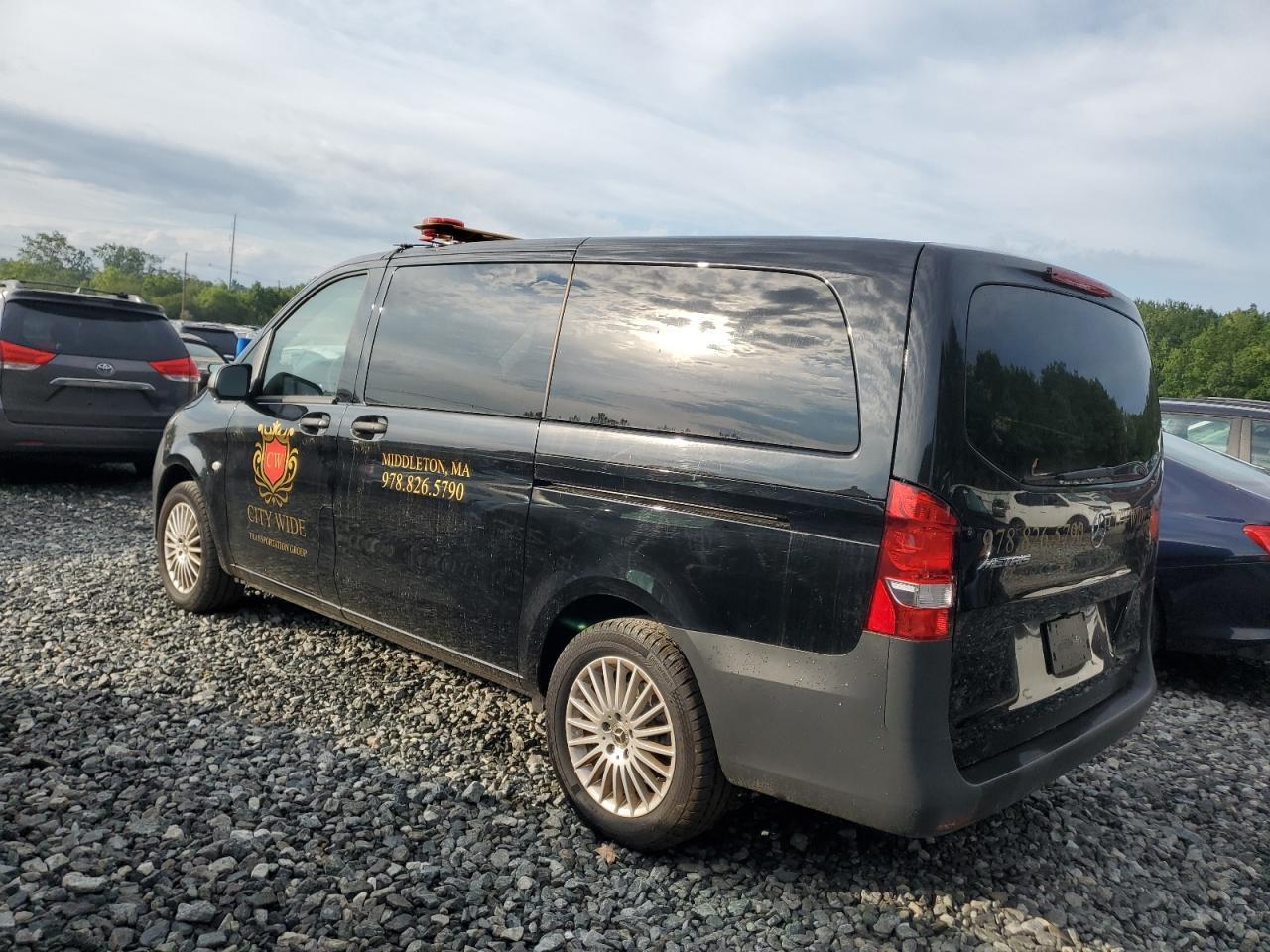 2023 Mercedes-Benz Metris - Фото 2