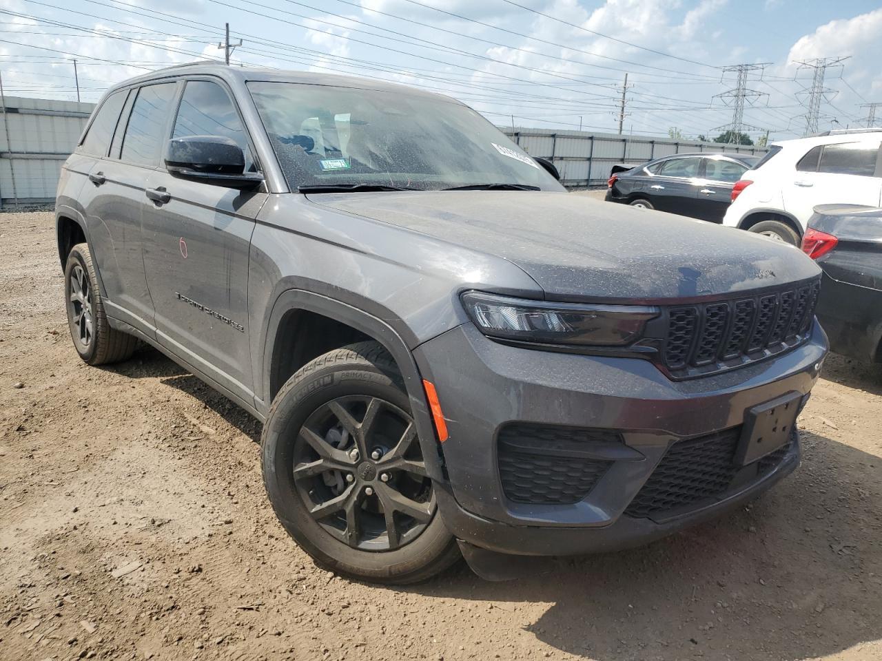 2024 Jeep Grand Cherokee Laredo - Фото 4