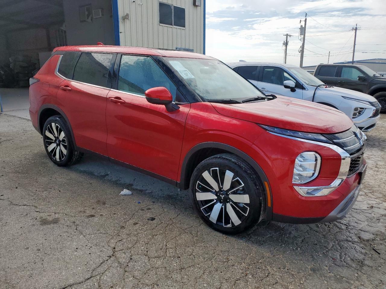 2025 Mitsubishi Outlander Se - Фото 4