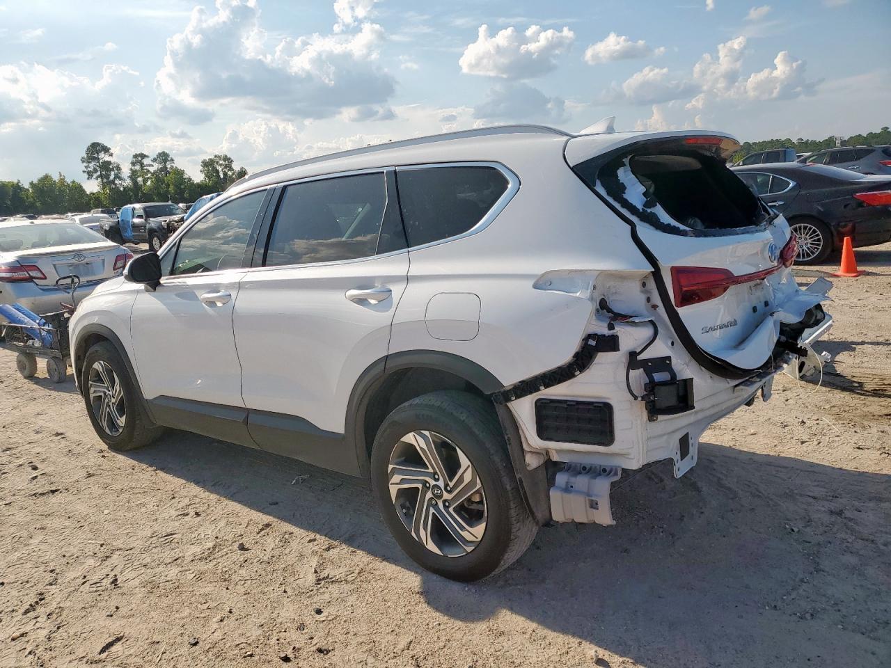 2023 Hyundai Santa Fe Sel - Фото 2