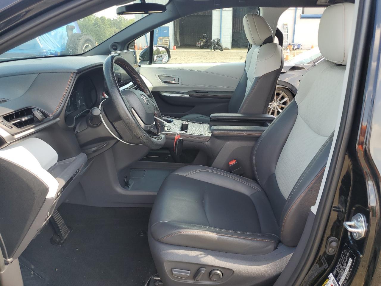 2021 Toyota Sienna Xse - Image 7