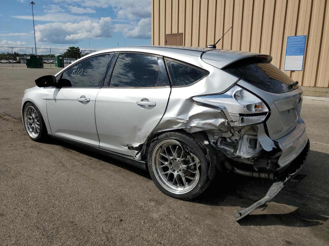 2012 Ford Focus Se - Image 2