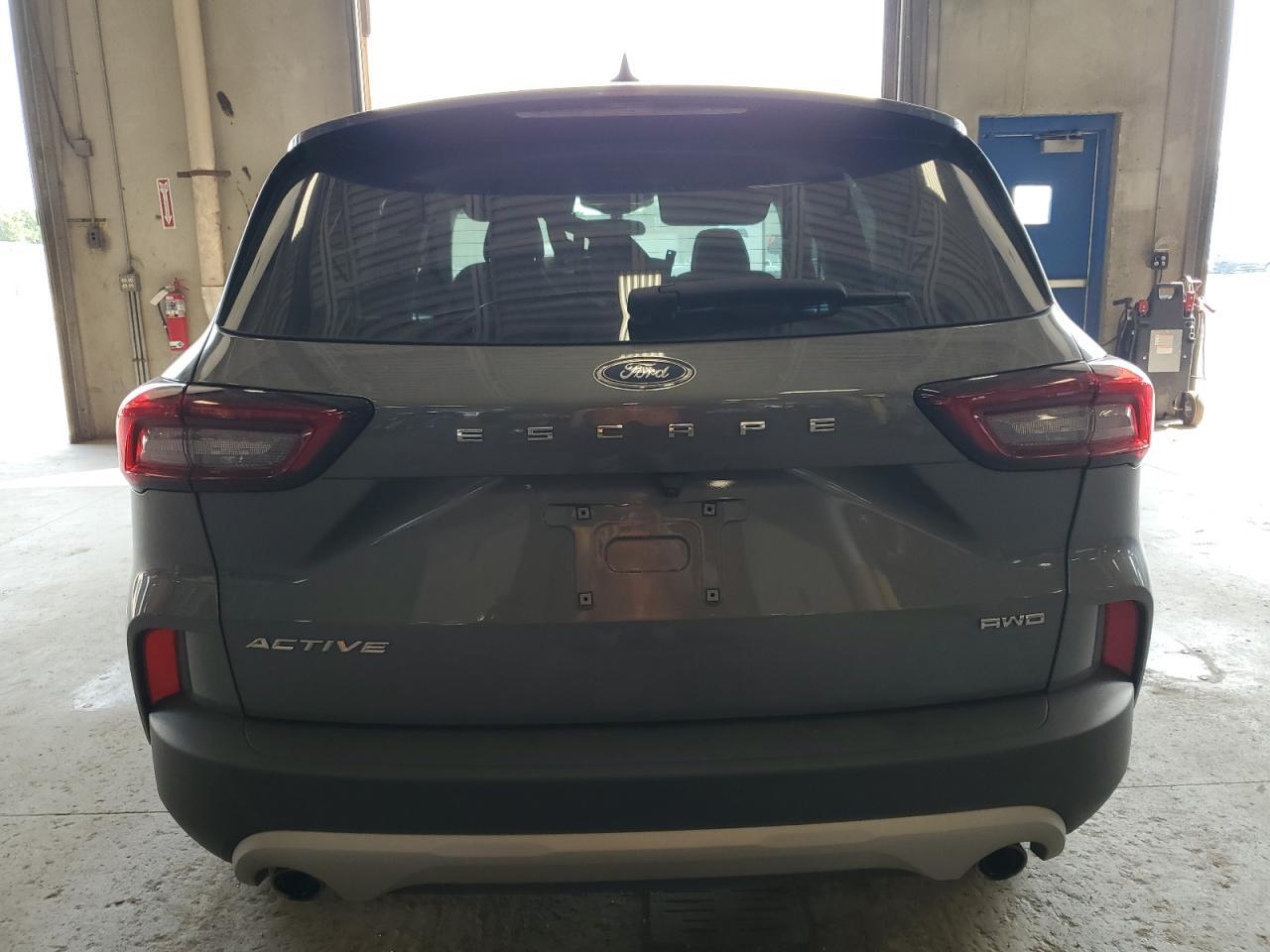 2024 Ford Escape Active - Image 6