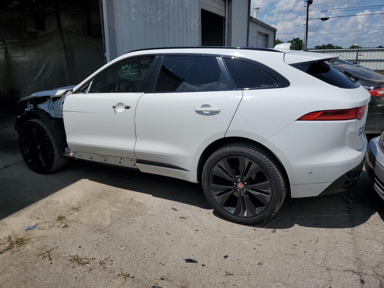 2017 Jaguar F-Pace S - Image 2