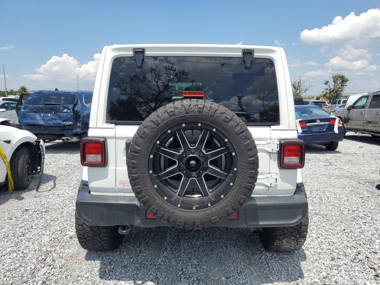 2021 Jeep Wrangler Unlimited Sahara - Image 6