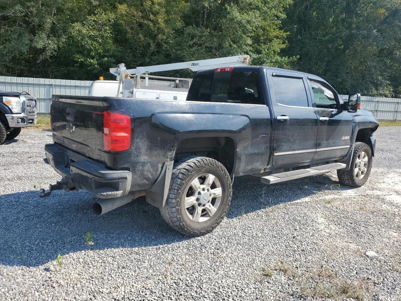 2017 Chevrolet Silverado K2500 Heavy Duty Ltz - Фото 3