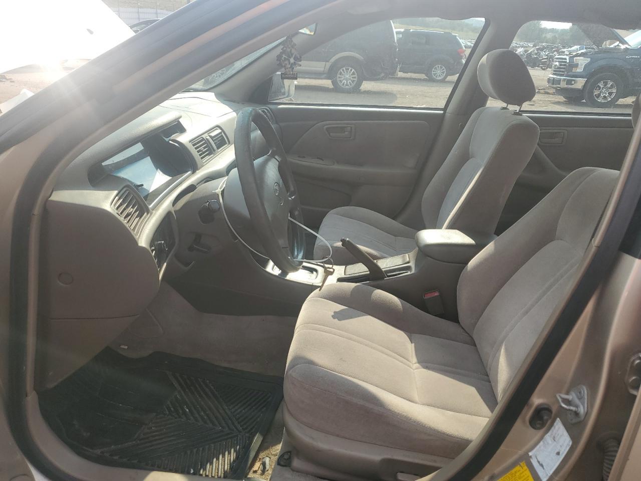 1999 Toyota Camry Le - Фото 7