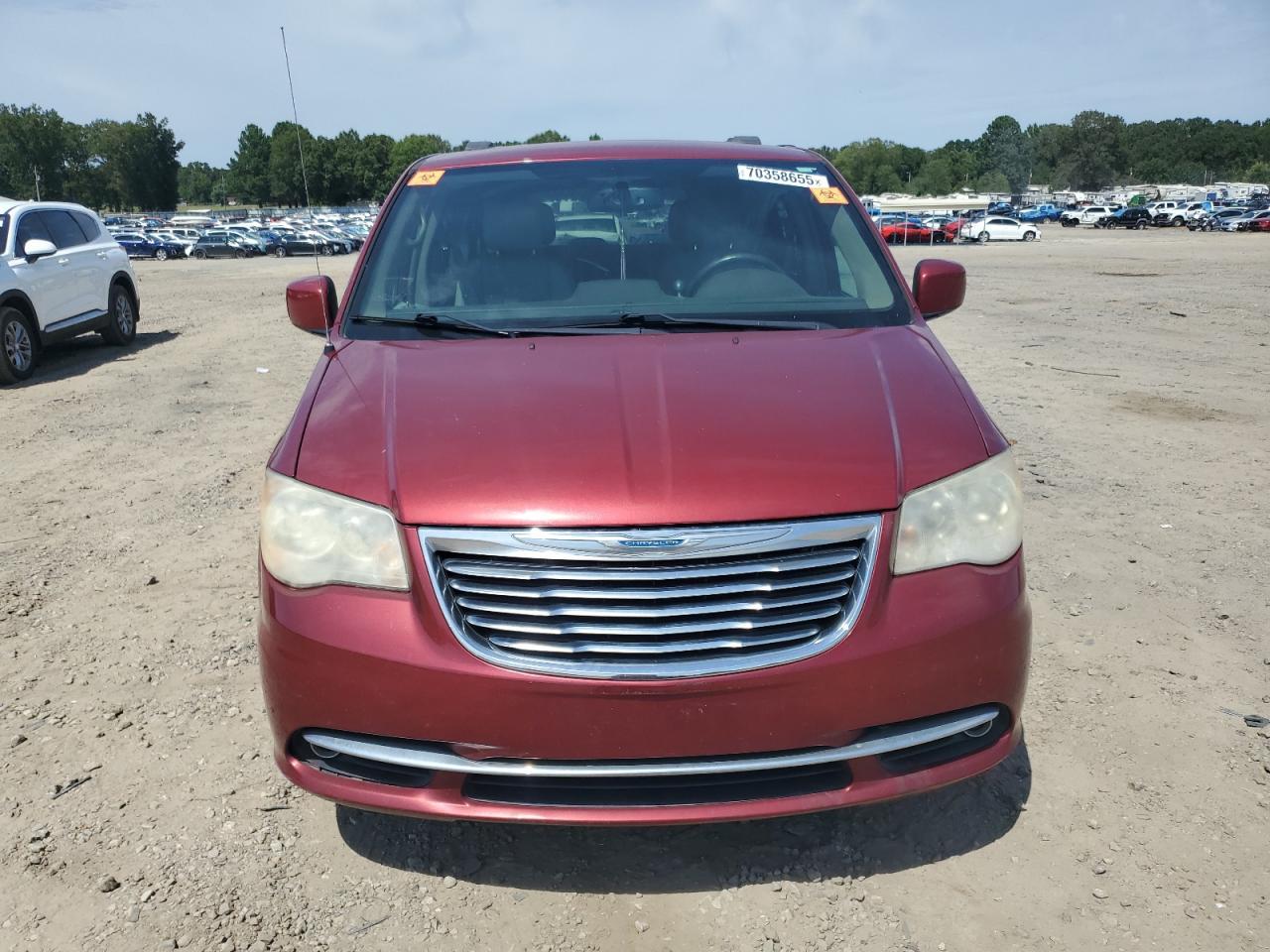 2014 Chrysler Town & Country Touring - Image 5