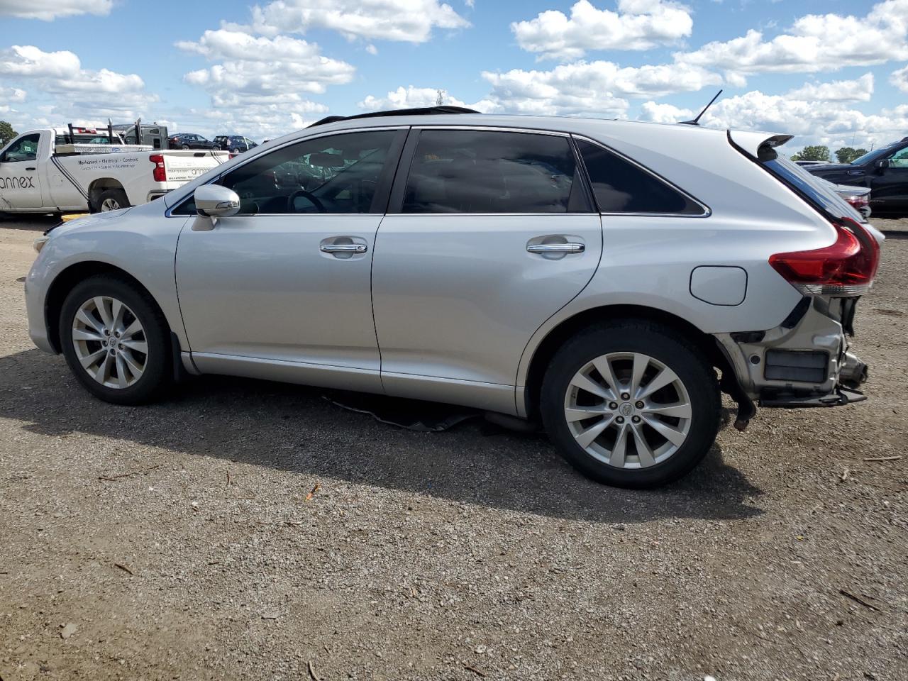 2013 Toyota Venza Le - Фото 2