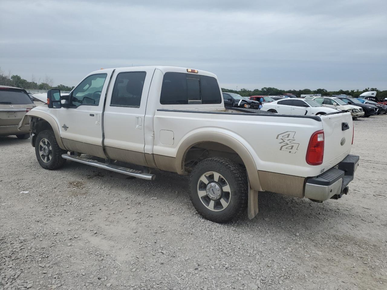 2011 Ford F250 Super Duty - Фото 2