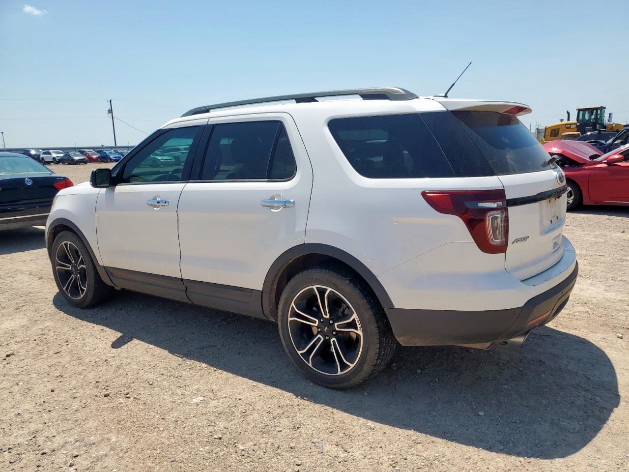 2013 Ford Explorer Sport - Image 2