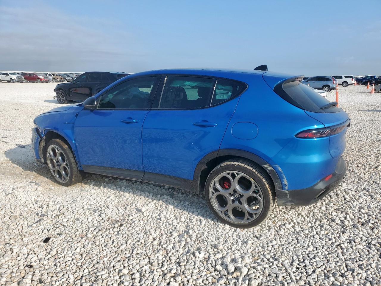 2024 Alfa Romeo Tonale Veloce - Фото 2