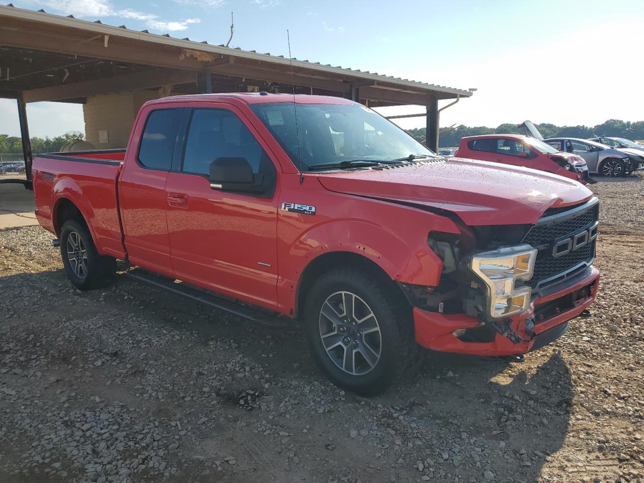 2015 Ford F150 Super Cab - Фото 4