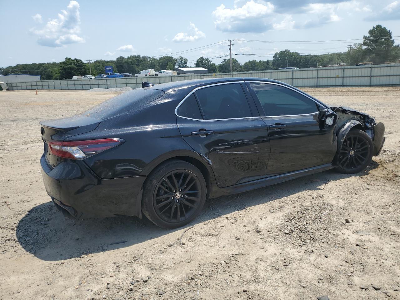 2023 Toyota Camry Xse - Фото 3