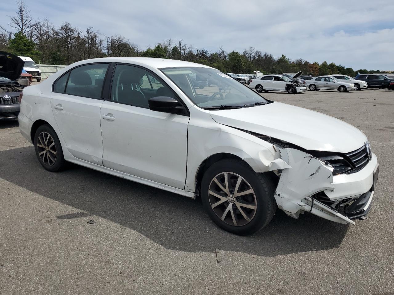 2019 Volkswagen Jetta Se - Фото 4