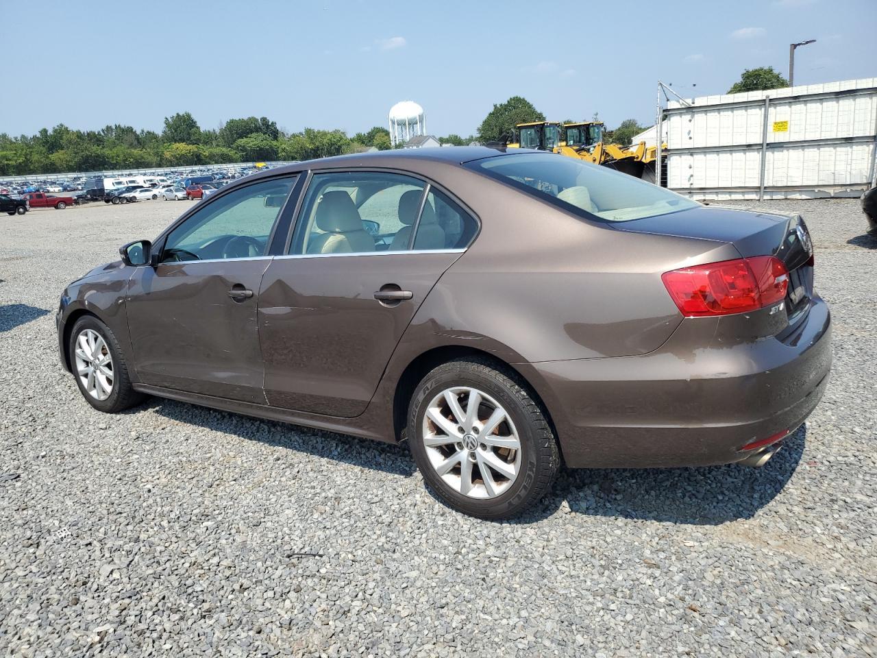 2014 Volkswagen Jetta Se - Image 2