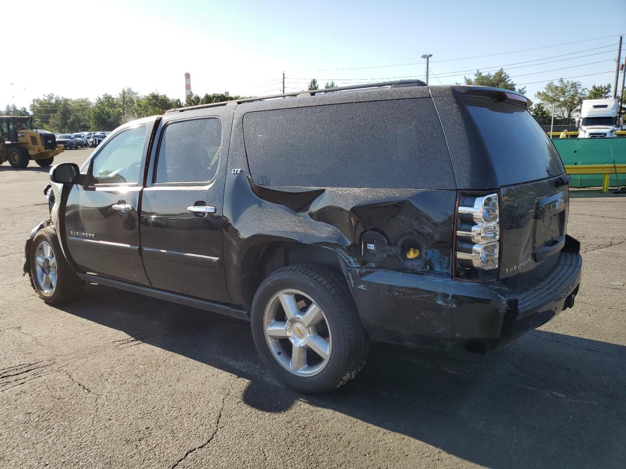 2008 Chevrolet Suburban K1500 Ls - Фото 2