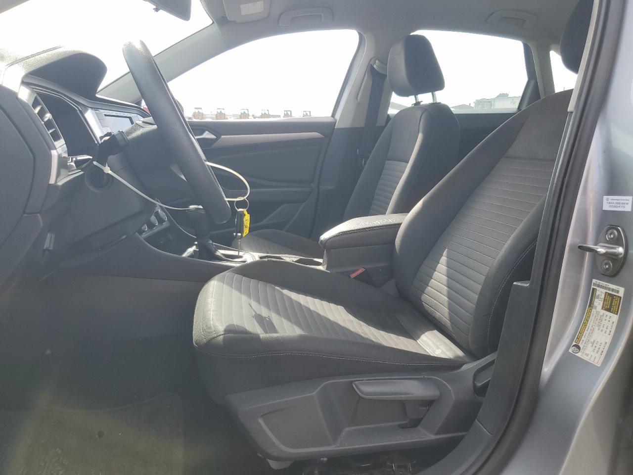 2022 Volkswagen Jetta S - Фото 7