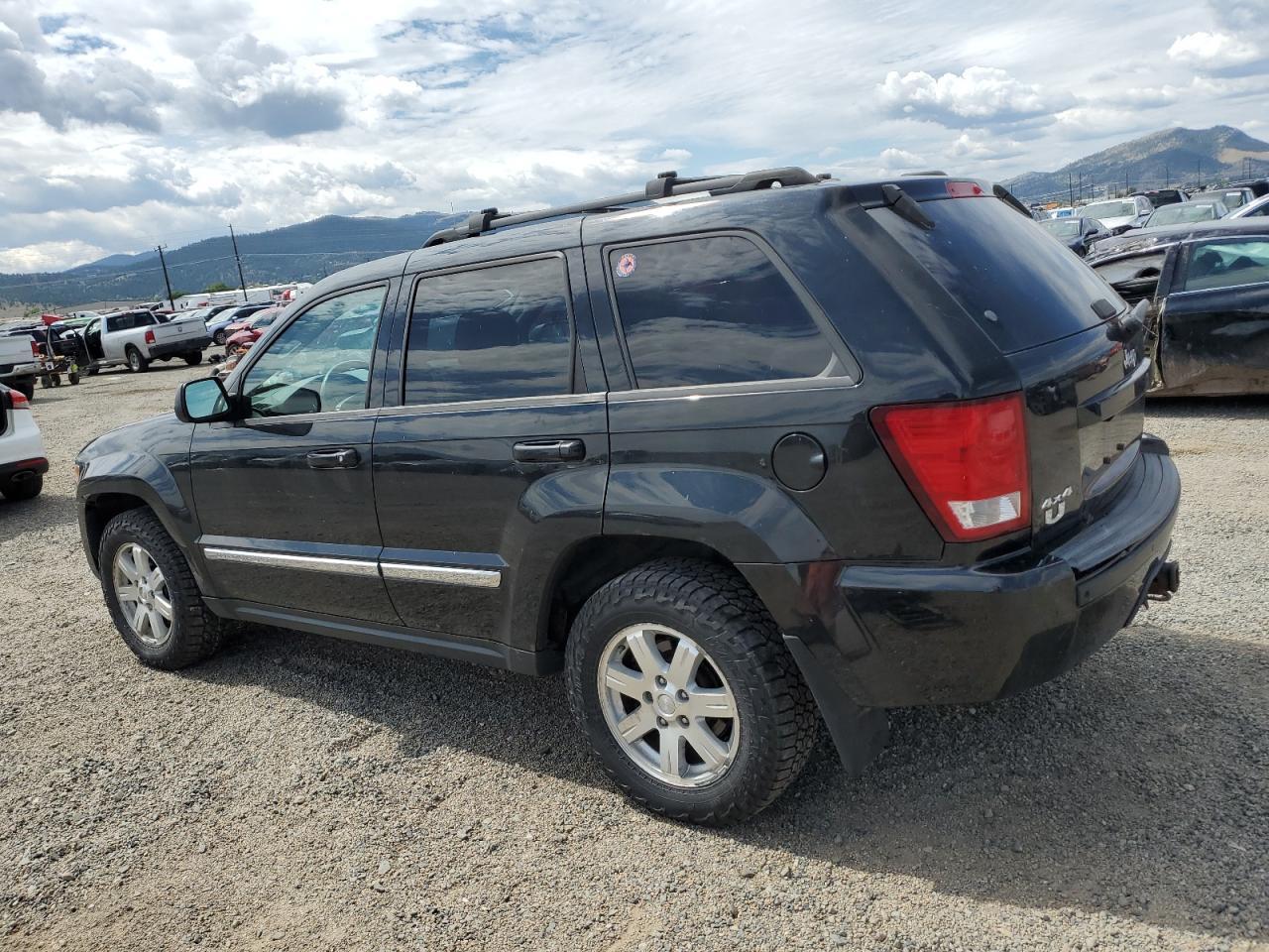 2010 Jeep Grand Cherokee Laredo - Image 2