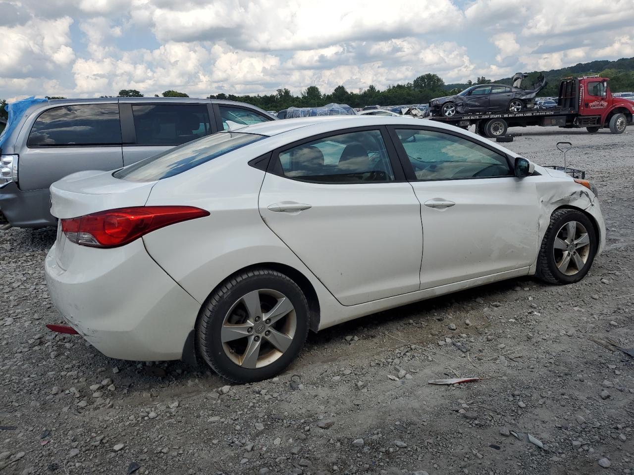 2013 Hyundai Elantra Gls - Image 3