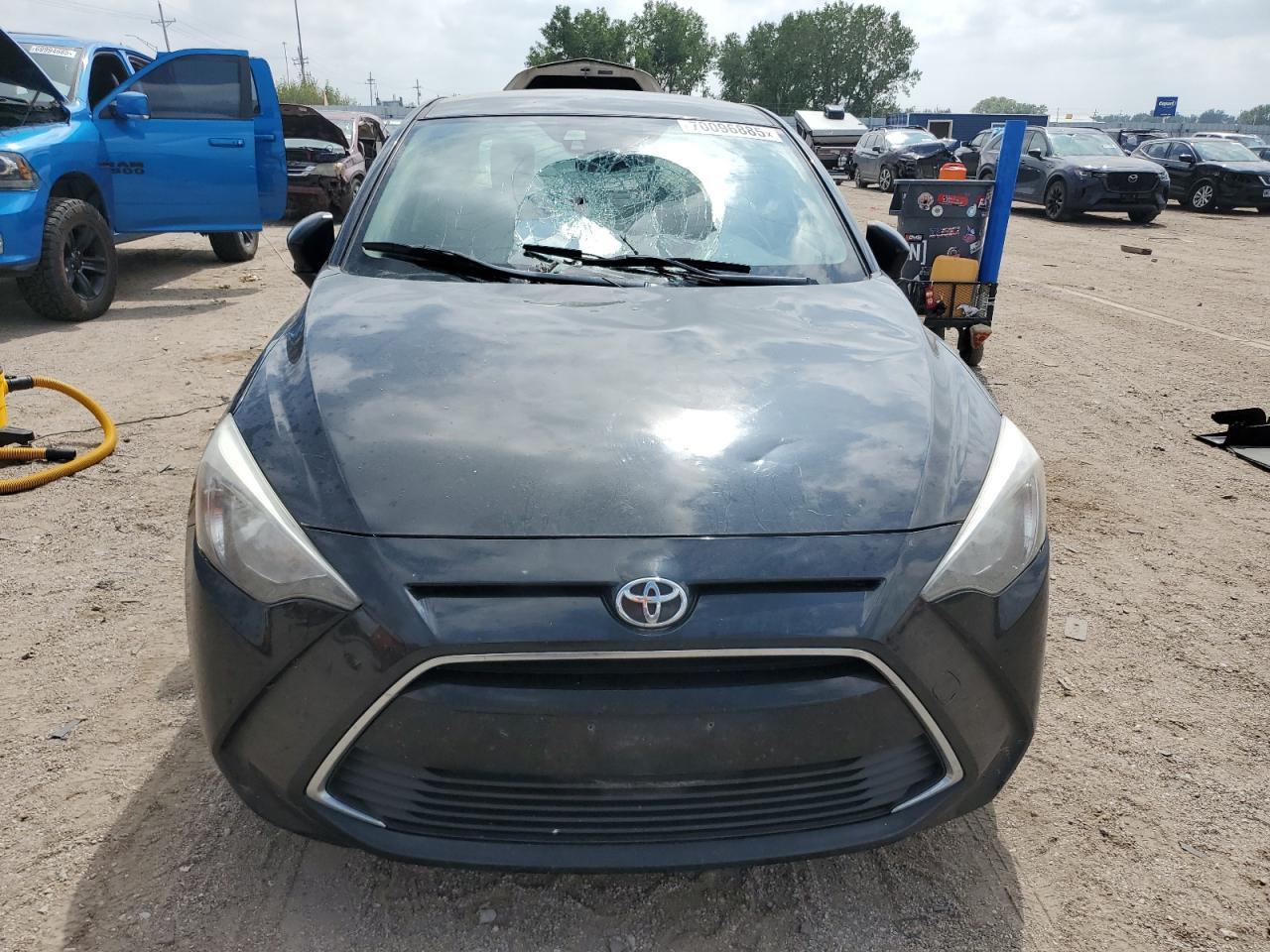 2017 Toyota Yaris Ia - Image 5
