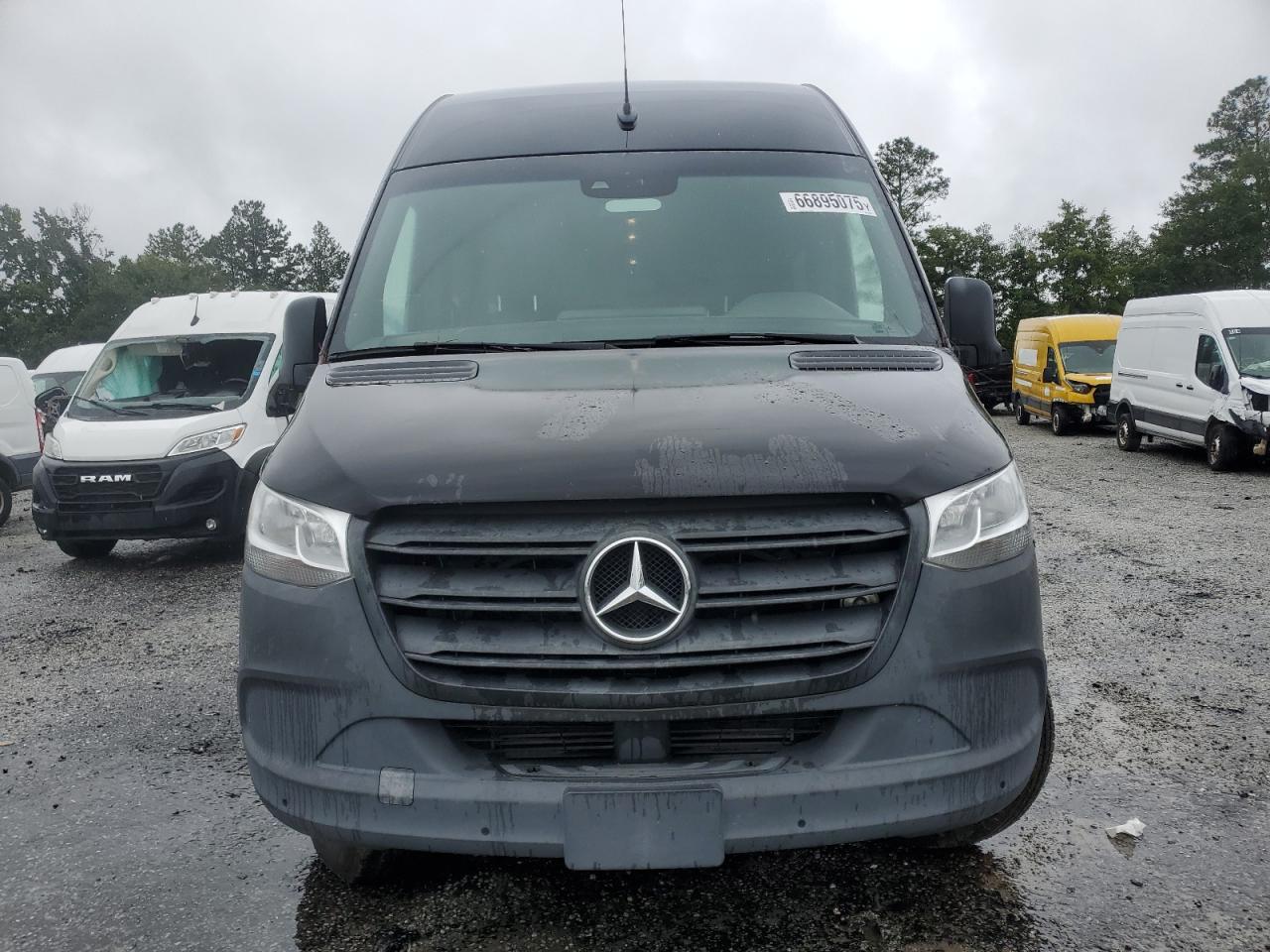 2022 Mercedes-Benz Sprinter 2500 - Image 5