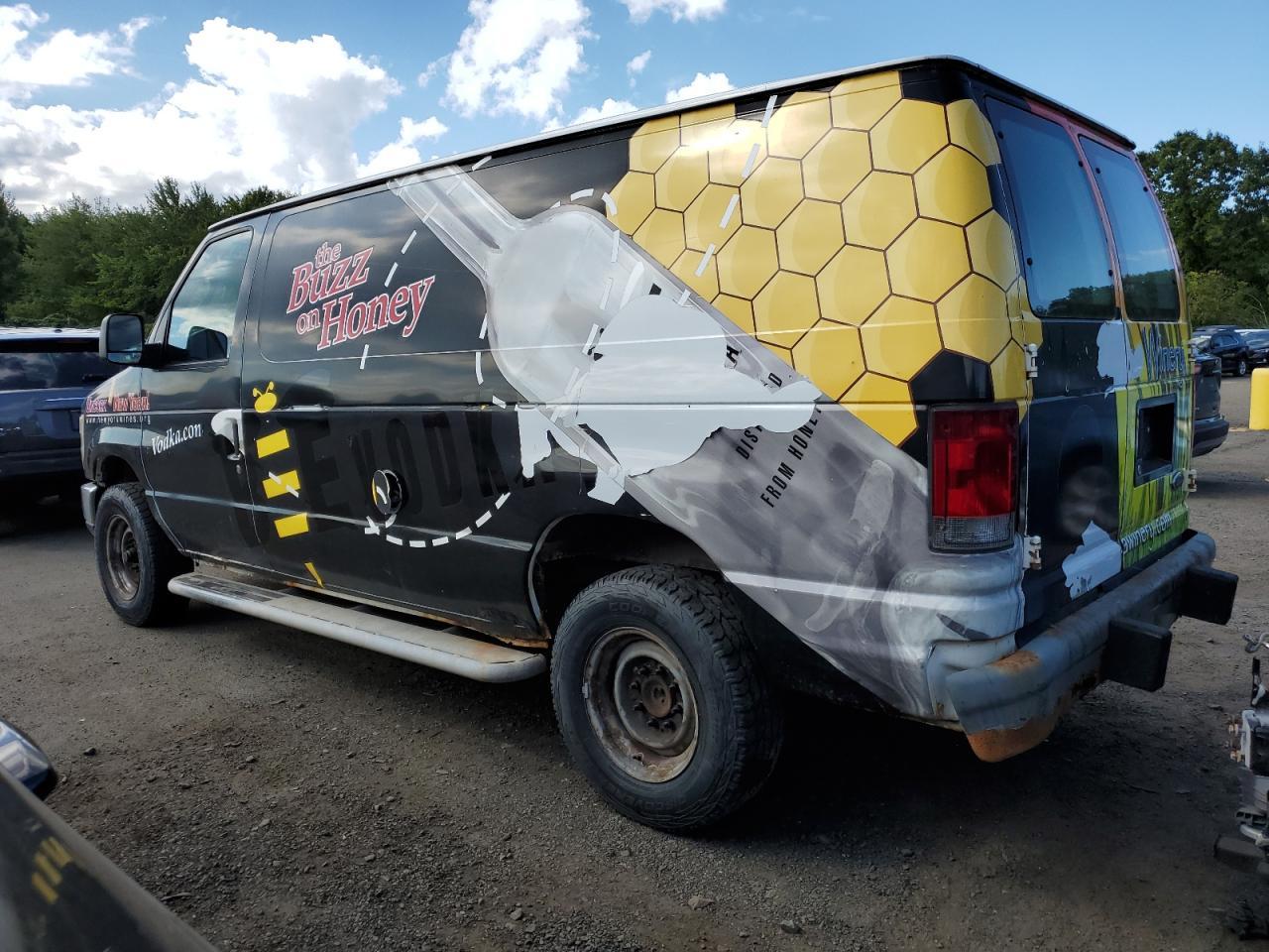 2008 Ford Econoline E250 Van - Фото 2