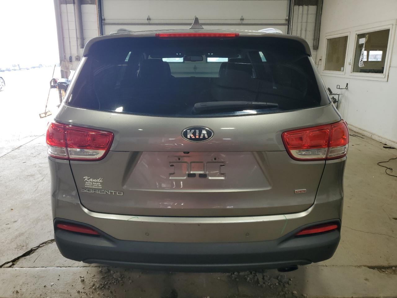 2016 Kia Sorento Lx - Фото 6