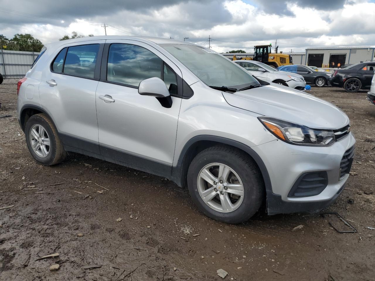 2020 Chevrolet Trax Ls - Фото 4