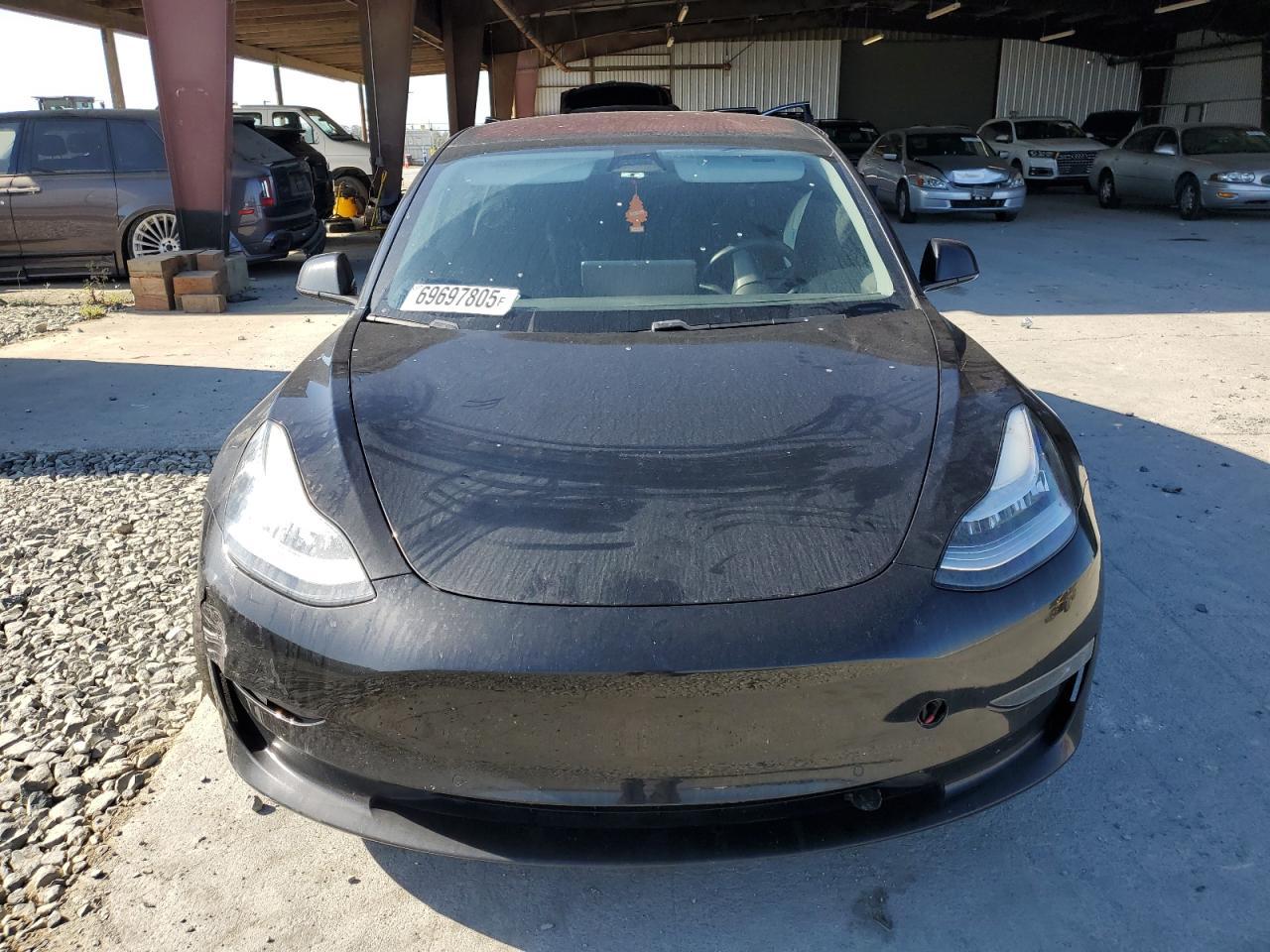 2018 Tesla Model 3 - Image 5